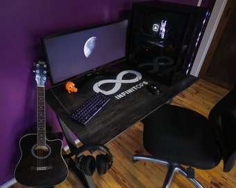 Customizable Wooden Desk