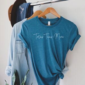 Katholieke t-shirts voor dames Totus Tuus, dameskleding, katholieke kleding