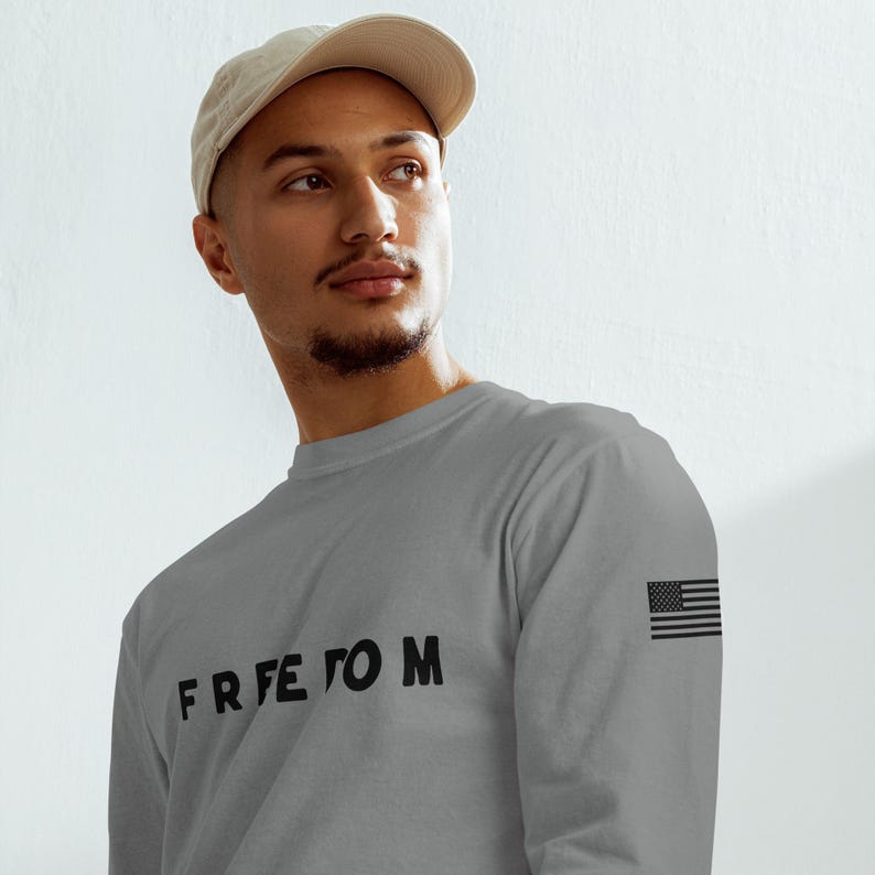 フリーダム長袖ユニセックスTシャツ、チャーリーのための正義、愛国的なシャツ、コンフォートカラーズシャツ、チャーリーシャツ Grey