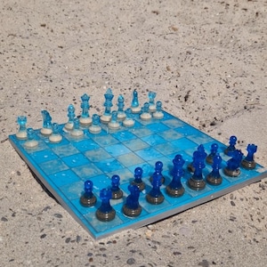 Handmade Ocean-Inspired Resin Chess Set – 31×31 cm with Natural Sand from Thassos (Greece) and Bulgaria