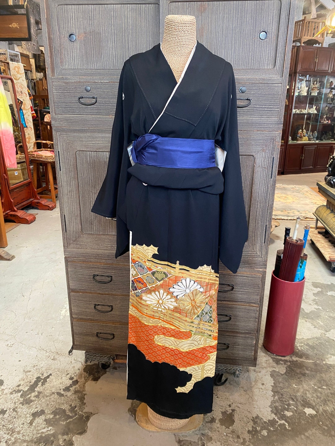 Silk Kimono Suit (Black)