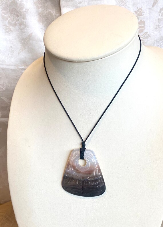 Collier Vintage Chaîne à Boules Laquées Avec Pendentif Nacre D'ormeau Décor 3 Oiseaux - Style Rétro Et Unique