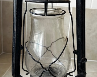 Antique Feuerhand No. 257 Kerosene Lantern With Original Antique Feuerhand No. 257 Kerosene Lantern With Original