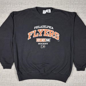 Vintage CCM Philadelphia Flyers Black Sweatshirt Pullover Adult Large NHL Canada