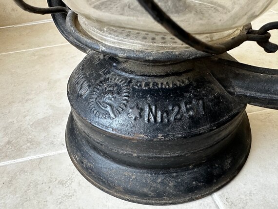 Antique Feuerhand No. 257 Kerosene Lantern With Original
