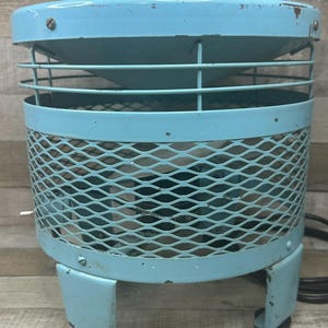 Taburete eléctrico vintage con ventilador de pie Emerson color turquesa, estilo art déco de los años 50, de metal. imagen 8
