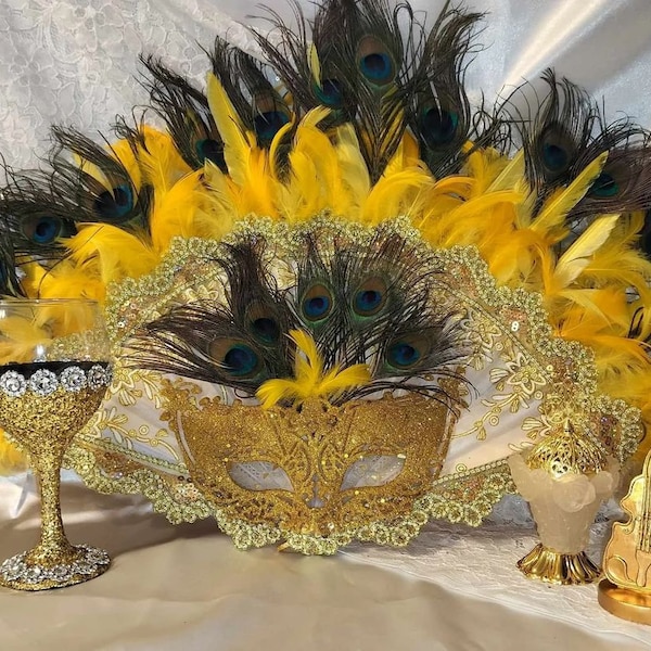 Peacock Feathered Fan for Orisha Oshun/Abanico para Oshun con Pluma de Pavo Real