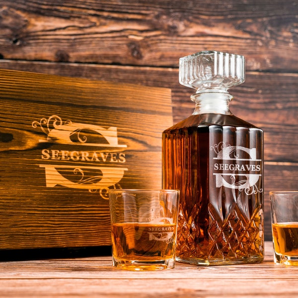 Personalized Whiskey Decanter Set With Wooden Box, Groomsman Gift, Father's Day Gift, Custom Gift For Best Man, Gift For Men, Gift For Dad