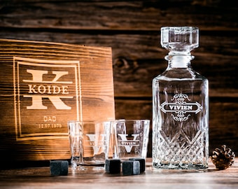 Ensemble personnalisé de carafe à whisky, cadeau personnalisé pour garçons d'honneur, cadeau petit ami, cadeau whisky, cadeaux de pendaison de crémaillère, cadeau folie de mars