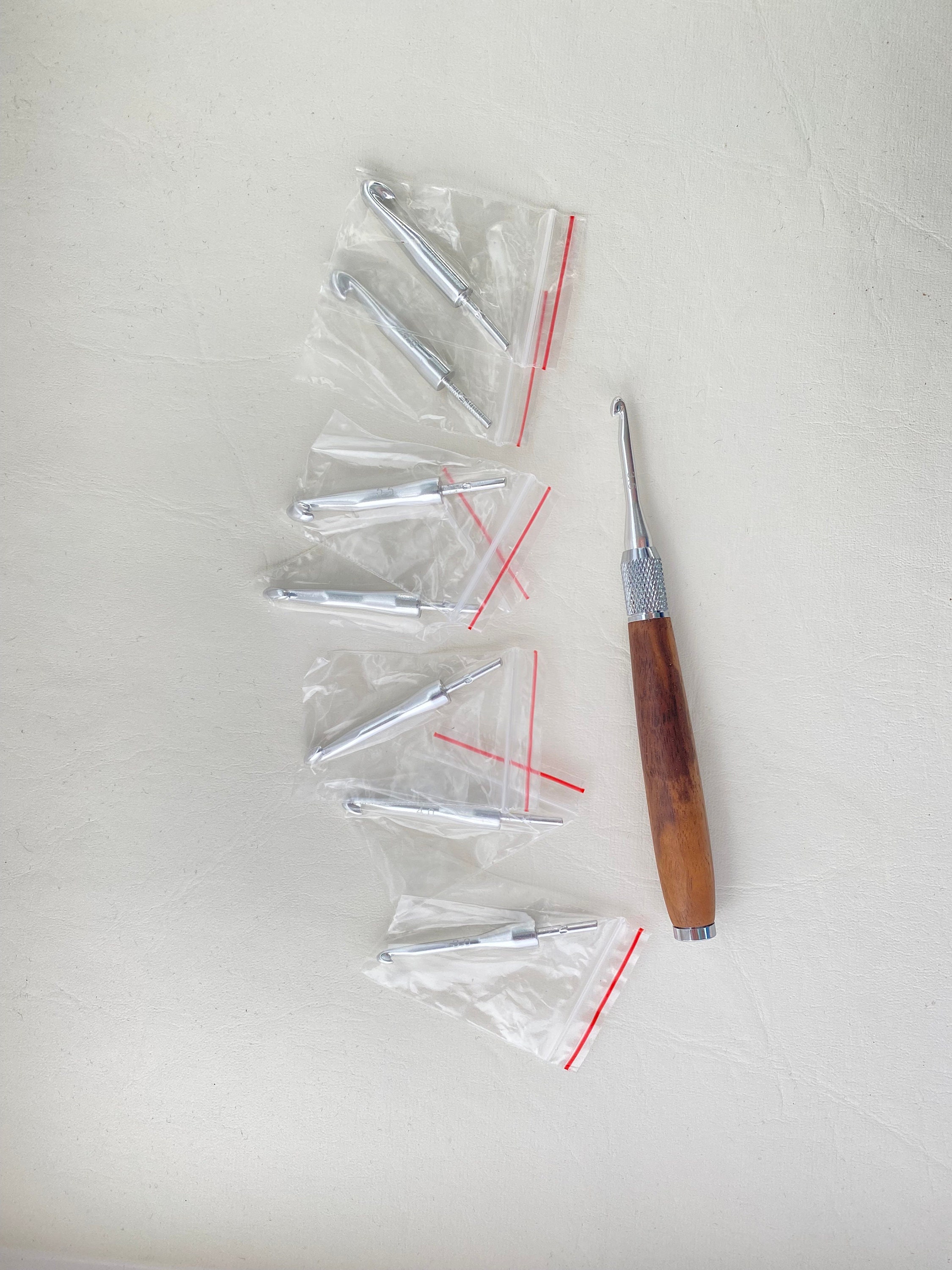 Crochet Hook Handmade Wood Handle comes with sizes 3-7 interchangeable hooks
