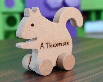 Wooden SQUIRREL Push Toy, Waldorf and Montessori Animal Toy, Personalized Toy Gift, Gift for Baby Shower, Wooden Toy, Personalized