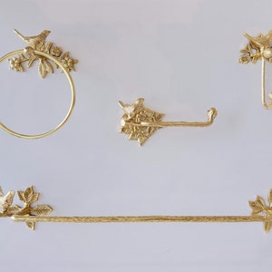 Set di portasciugamani con finitura lucida in ottone, a forma di uccello, composto da anello porta rotolo, gancio e supporto / Ottone massiccio e lavorato a mano / Nuova collezione