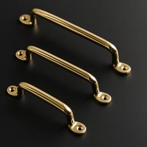 Serene 5.5" 7" 10" 12"  Polished Brass Cabinet Handle – Modern Solid Brass Drawer Pull, Minimalist Kitchen Hardware, Gold Cabinet Handle