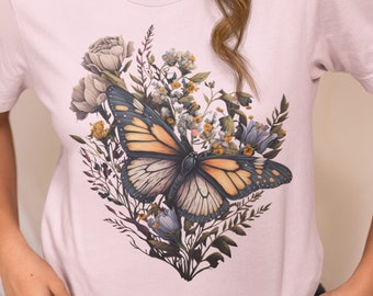 Camiseta gráfica de mariposa monarca: diseño de flores silvestres de la naturaleza