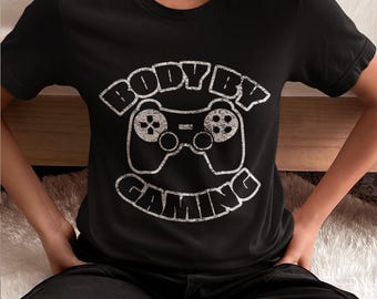Body By Gaming T-Shirt: Retro Grafik T-Shirt für Gamer