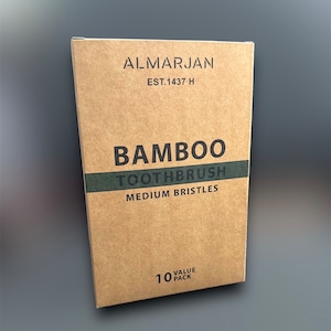 以下が含まれることがあります： 「ALMARJAN EST. 1437 H」と「BAMBOO TOOTHBRUSH MEDIUM BRISTLES」の文字が印刷された茶色の段ボール箱。箱には「10 VALUE PACK」の文字も印刷されています。