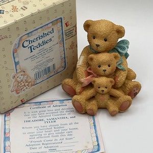 Vintage Cherished Teddies Figurine: &quot;Friends Come in All Sizes&quot; (1991)
