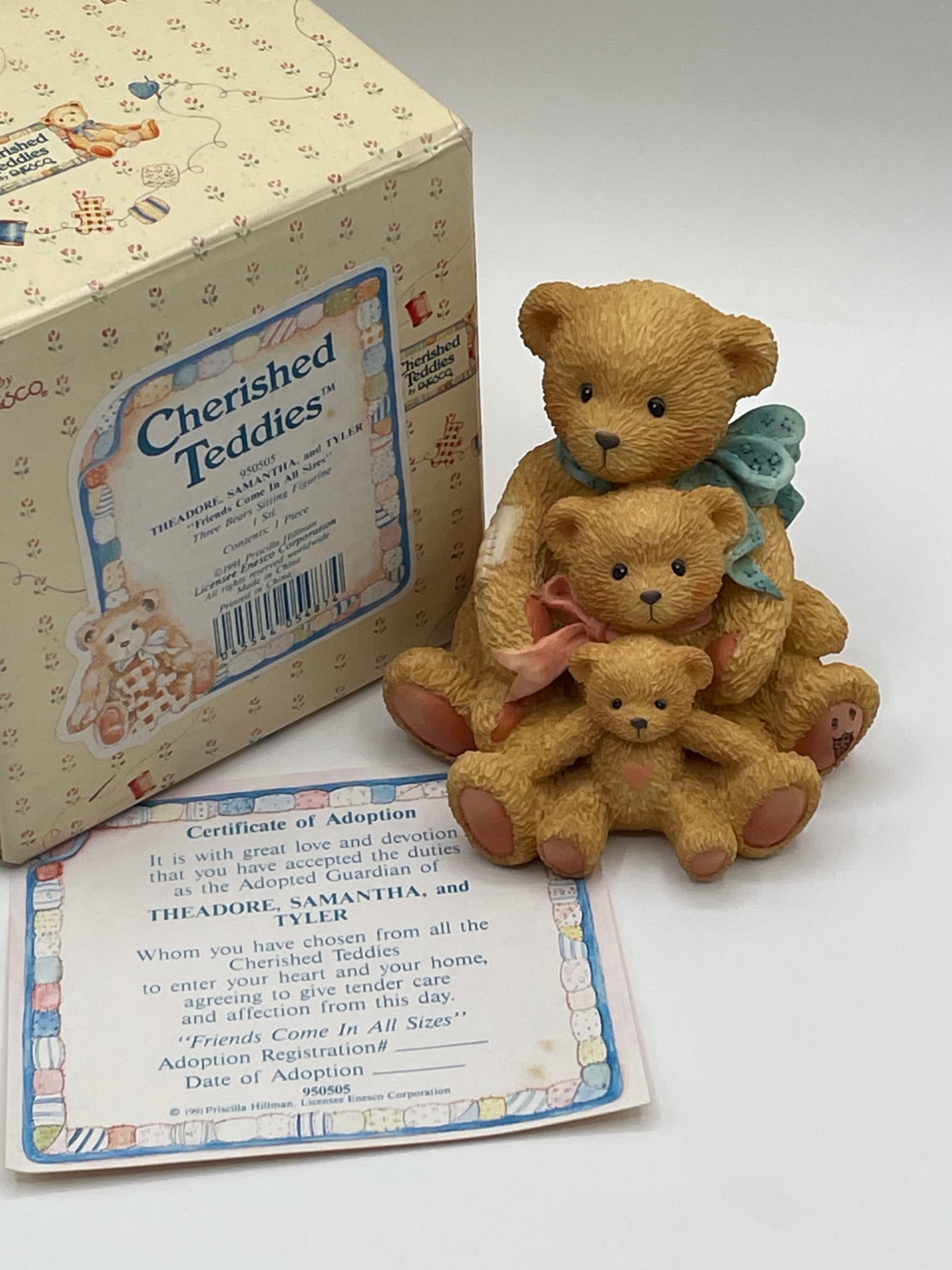 Vintage Cherished Teddies Figurine: 
