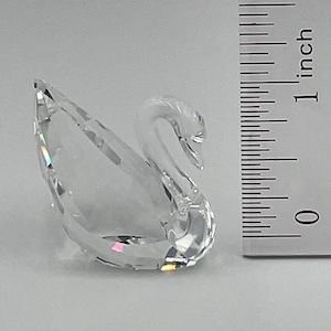 Swarovski, Crystal, Small, Swan, Figurine, Vintage, Perfect Condition, Released/Retired in 1995, Gorgeous, Perfect Condition! Perfect Gift!