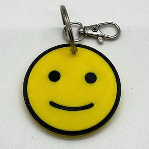 Emoji Keychain - Slightly Smiling Face