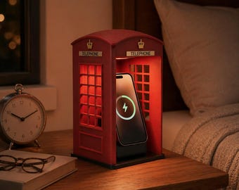 Vintage Phone Booth MagSafe Charger with LED Lights - Retro Desk Setup Accessory, Unique Tech Gift for Men, London Phone Box Decor