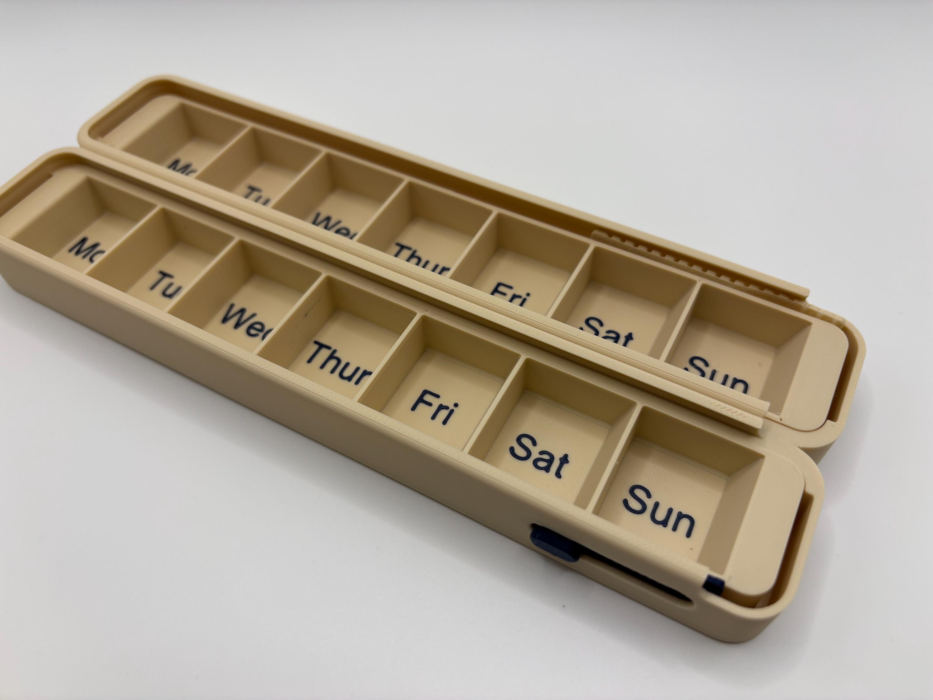 AM PM 7 Day Pill Box | Stylish Weekly Medication Organizer | Wellness ...