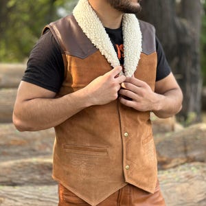 Men&#39;s Brown Real Suede Leather Shearling Vest, Western Style Soft Suede Leather Shearling Vest, Cowboy Suede Leather Vest, Personalized Gift
