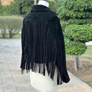 Veste à franges en cuir suédé noir pour femme, Veste à franges en cuir suédé véritable de style occidental pour elle, Veste pour femme, Veste de festival