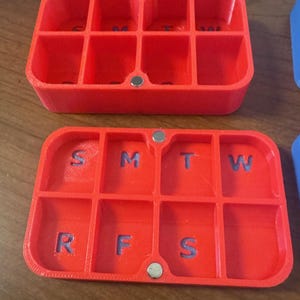 Pill Organizer for Altoids Tin – Magnetic 7-Day Box – Large & Small Sizes for Custom Vitamin Storage