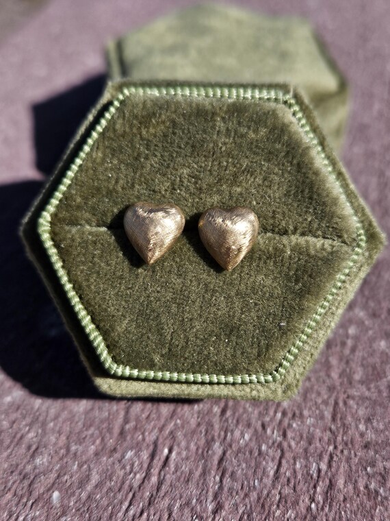 Puffy Heart Studs