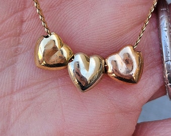 10k Tri-tone gold hearts on serpentine chain