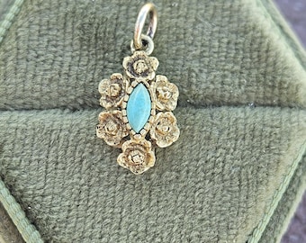 Vintage 18k yellow gold turquoise flower charm