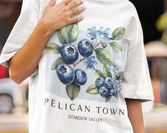Stardew Valley Shirt Gamer Gift For Gaming Lover Shirt Strawberry Fruit Graphic Tee Pelican Town Cozy Gamer Tshirt Unisex T-Shirt Oversized