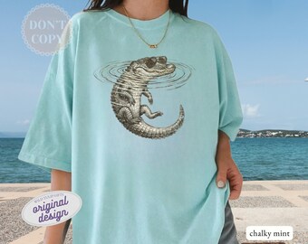 Comfort Colors® Vintage Washed Gator Shirt, Alligator Nature Lover Tee