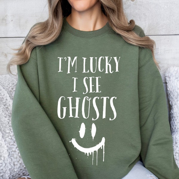 I'm Lucky I See Ghosts - Womens Groovy Oversized Sweatshirt Comfort Colors Soft Pullover Nature Sweatshirt Cool Mom Sweater Gift For Her