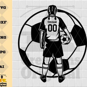 Gepersonaliseerde voetbalmeisje SVG: aangepaste naam, cutfile shirt (digitale download)