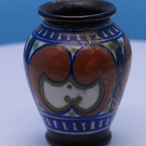 Dutch Gouda miniature vase