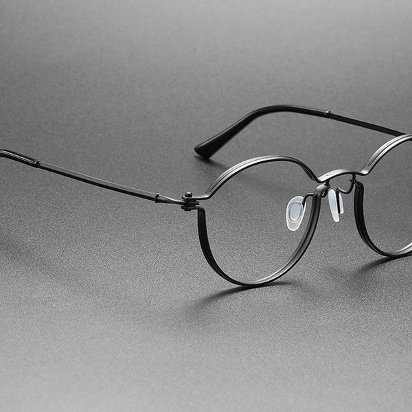 Vintage Classic T Retro Design: Vintage Round Minimalist premium Titanium Eyeglass Frames, Available in a Variety of Colors