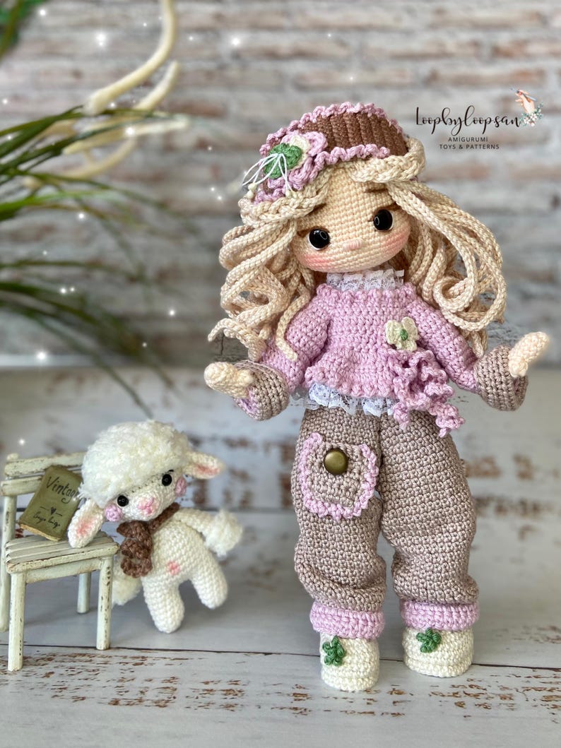 Muñeca de ganchillo hecha a mano con tarjeta de mensaje positivo, figura coleccionable de amigurumi de punto para decoración del hogar y escritorio, mariposa01 Muñeca de ganchillo hecha a mano con tarjeta de mensaje positivo, figura coleccionable de amigurumi de punto para decoración del hogar y escritorio, mariposa01