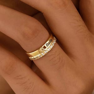 Nom d'animal de compagnie · Bague personnalisée avec empreintes de pattes · Nom d'animal de compagnie personnalisé avec pierre précieuse · Cadeau commémoratif pour animal de compagnie · Cadeau pour maman d'un animal de compagnie · Cadeau pour la perte d'un chien · Anneau à superposer