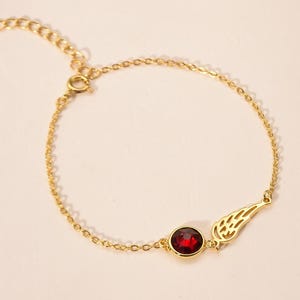 18K Gold Angel Wings Bracelet with Birthstone • Angel Wings Bracelet • Memorial Wings Bracelet for Mom•Baby Loss Jewelry•Birthstone Bracelet