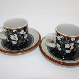Arabia TAIKA (blueberry) coffee cups, 2 pcs of Arabia Coffee Cup and saucer, Taika by Inkeri Leivo / Arabia, Vintage, Collectible Coffee Cup
