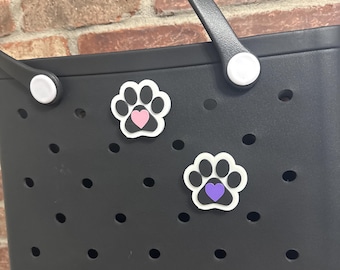 Dog / Cat Paw Bogg Bag Charm. Change Heart color to your choice. Charms are sprayed with a light glitter sealer to make them sparkle