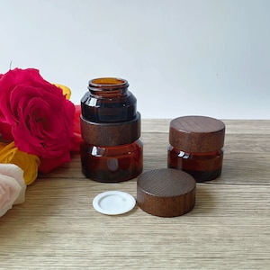 15g 30g 50g Braunglas Kosmetikbehälter Naturholzdeckel, Make-up-Probe-Gläser, nachfüllbare Reise-Gläser für Creme, Lotionen, Lippenbalsam