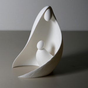 Minimalist Mother and Child Ornament, 3D Printed Sculpture, Modern Home Decor, Baptism Gift, Mother’s Day Present, Newborn Keepsake Decor
