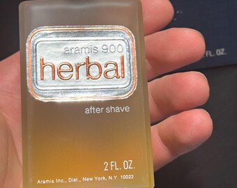 ヴィンテージ アラミス 900 ハーバル アフターシェーブ 2 fl oz / 60