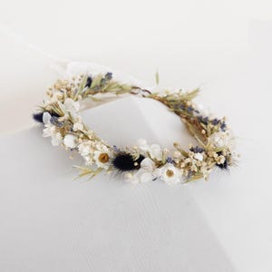 Getrocknete Blumen Krone, Brautkrone, Hochzeitskrone, natürliche Blumen Mädchenblumenkrone, Boho Brautkrone, Hortensie + Gänseblümchen + Schleierkraut Krone