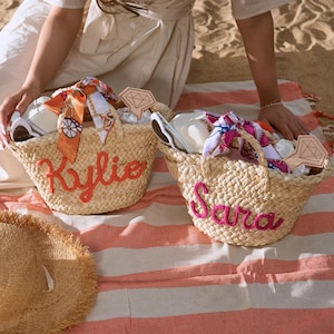 Benutzerdefinierte Stroh Handtasche, personalisierte Strand Tasche, Blumenmädchen Korb, Hochzeit Geschenke, Sommer Hochzeit Geschenk, Muttertagsgeschenk, Geschenk für sie