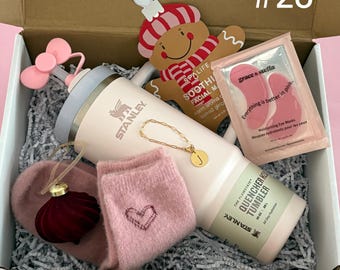 Personalized Christmas Gift Basket For Teen Girl Unique Holiday Gift Box Spa Gift For Her Birthday Gift For Daughter In Law Tumbler Gift Set