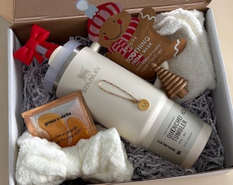 Cozy Winter Gift Box For Women Luxury Christmas Self Care Package Teen Holiday Best Friend Tumbler Gift Set For Her Spa Day Kit Customizable